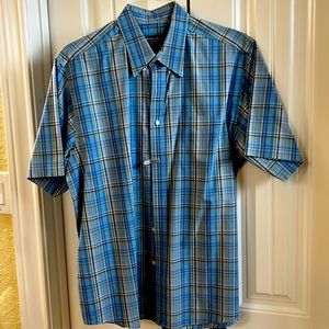 *SOLD*Eddie Bauer shortsleeved shirt size large